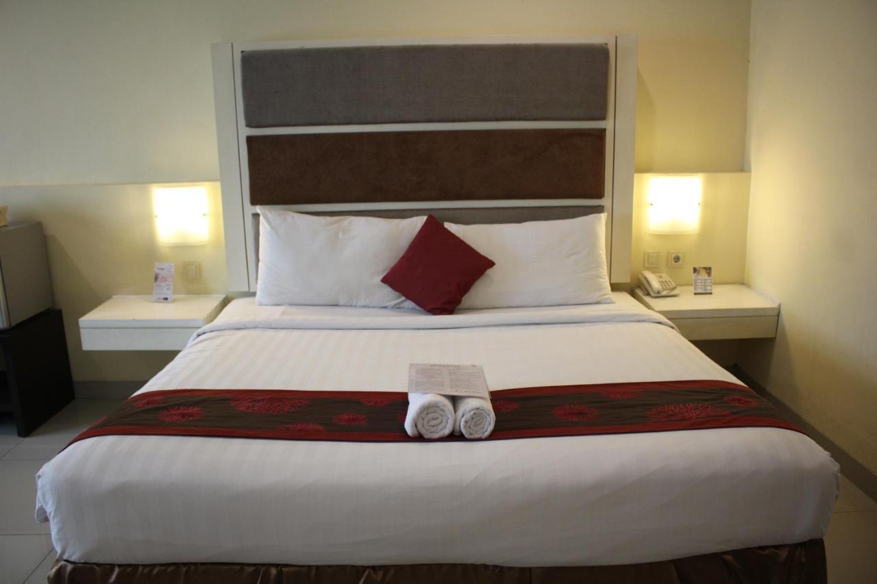Отель President Executive Club Чикаранг Экстерьер фото